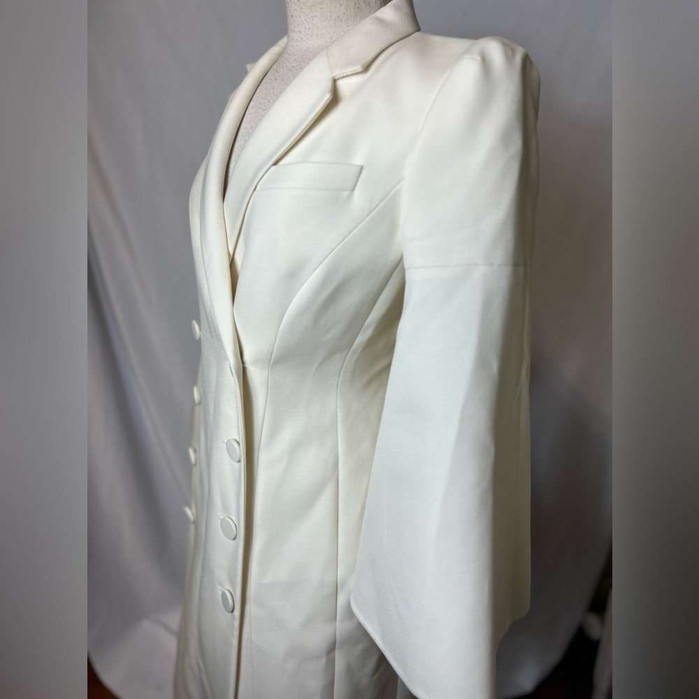 Fendi cream runway Double breasted wool Twill coat EU42/US6 - Picture 8 of 11